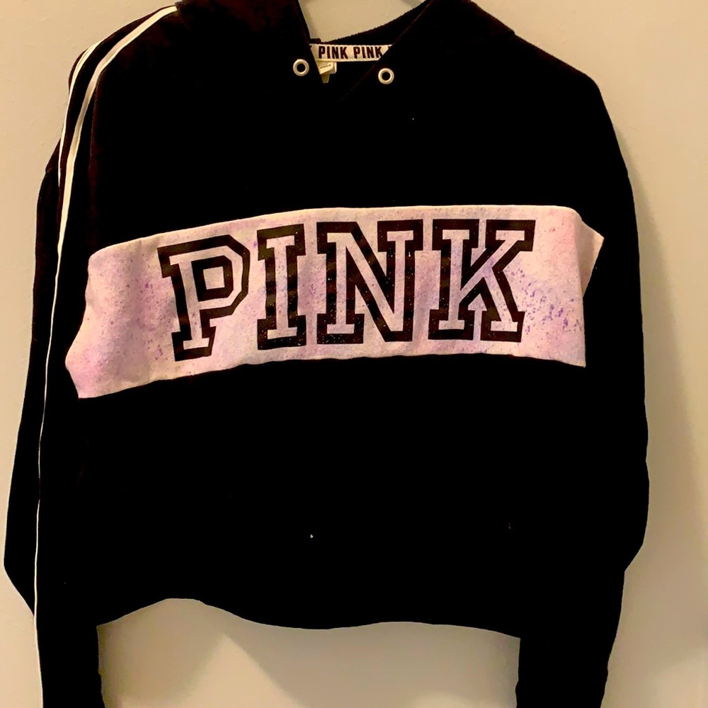 VS Pink crop hoodie with speckled logo, VS Pink Nation cropped yoga pant-capris